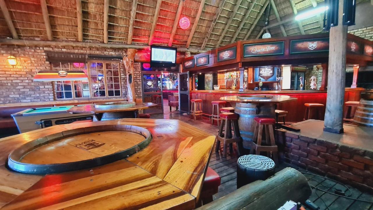 Diggies Lodge Kimberley Exterior photo